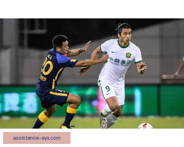 国足迎来关键比赛阵容调整 引发球迷热议与期待